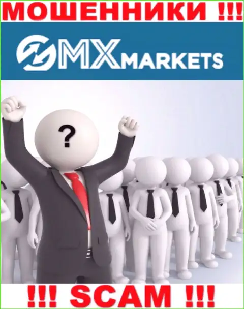 Сведений о прямом руководстве конторы GMX Markets нет - так что слишком рискованно связываться с данными мошенниками